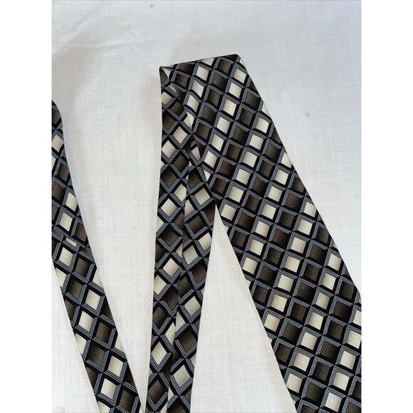 Croft & Barrow Dress Tie Men’s Size 60” Brown Tan Geometric 100% Silk Formal - Picture 4 of 13